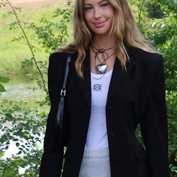 Women Long Tank Top - Picture 3 of 8